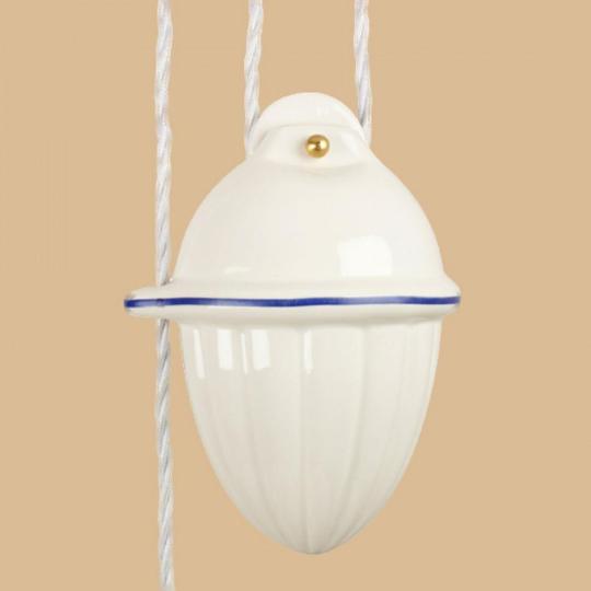 mediterran elegans ellensulyos lampa allithato klasszikus kezzel festett ebedlo konyha asztal vilagitas paraszthaz kek szinu balaton gerenda mennyezet olasz toszkan vintage rusztikus regies lampak lameridiana provence provanszi.jpg